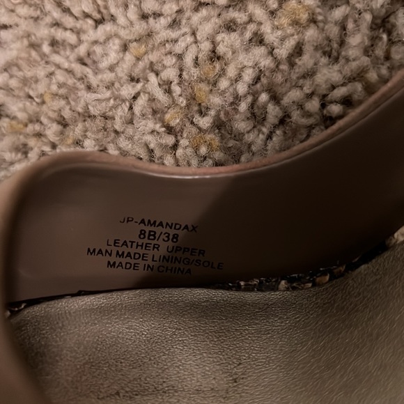 Jessica Simpson size 8 - Picture 6 of 6